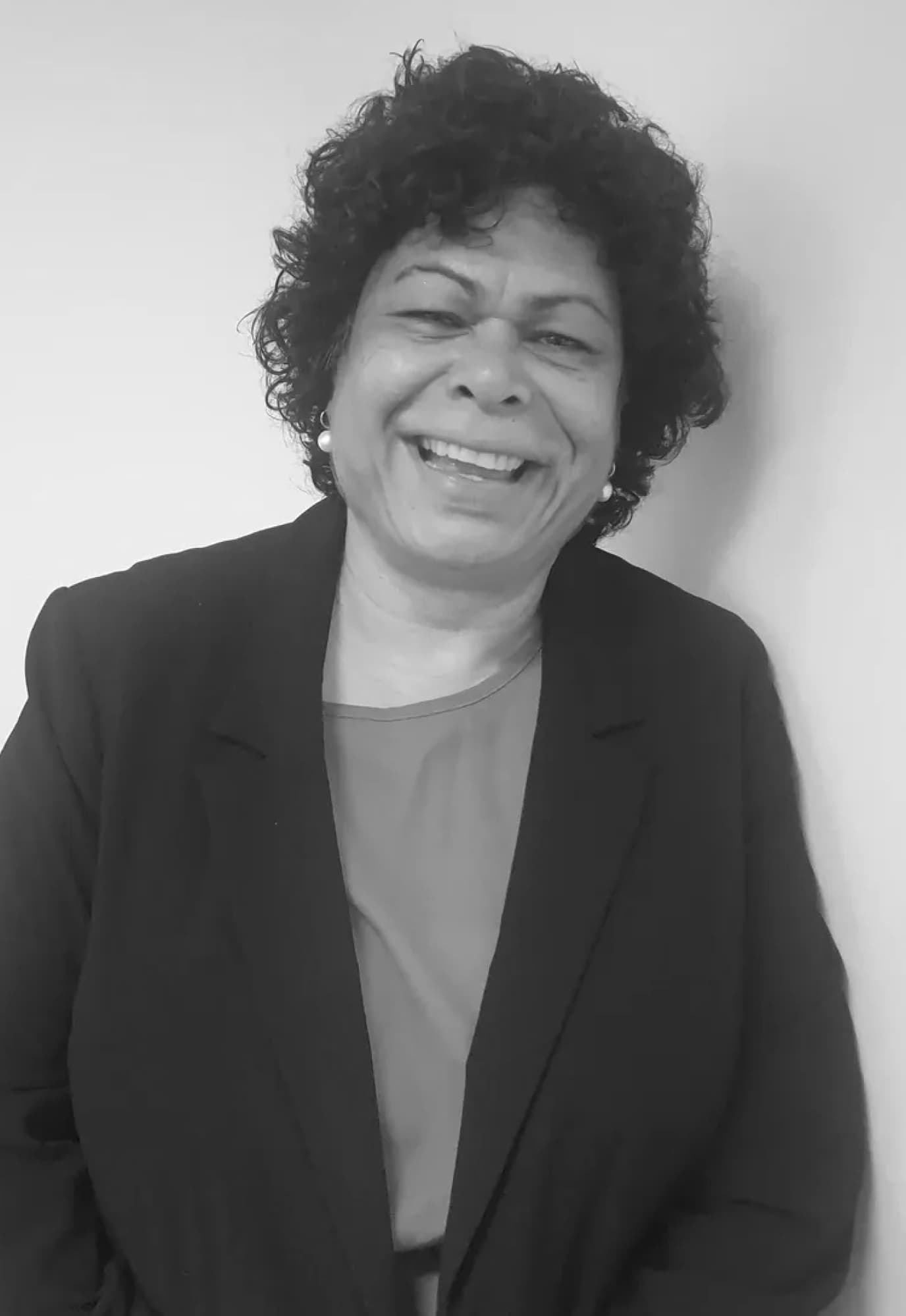 Andrea Mason portrait - experience a First Nations leadership perspective in the heart of Australia